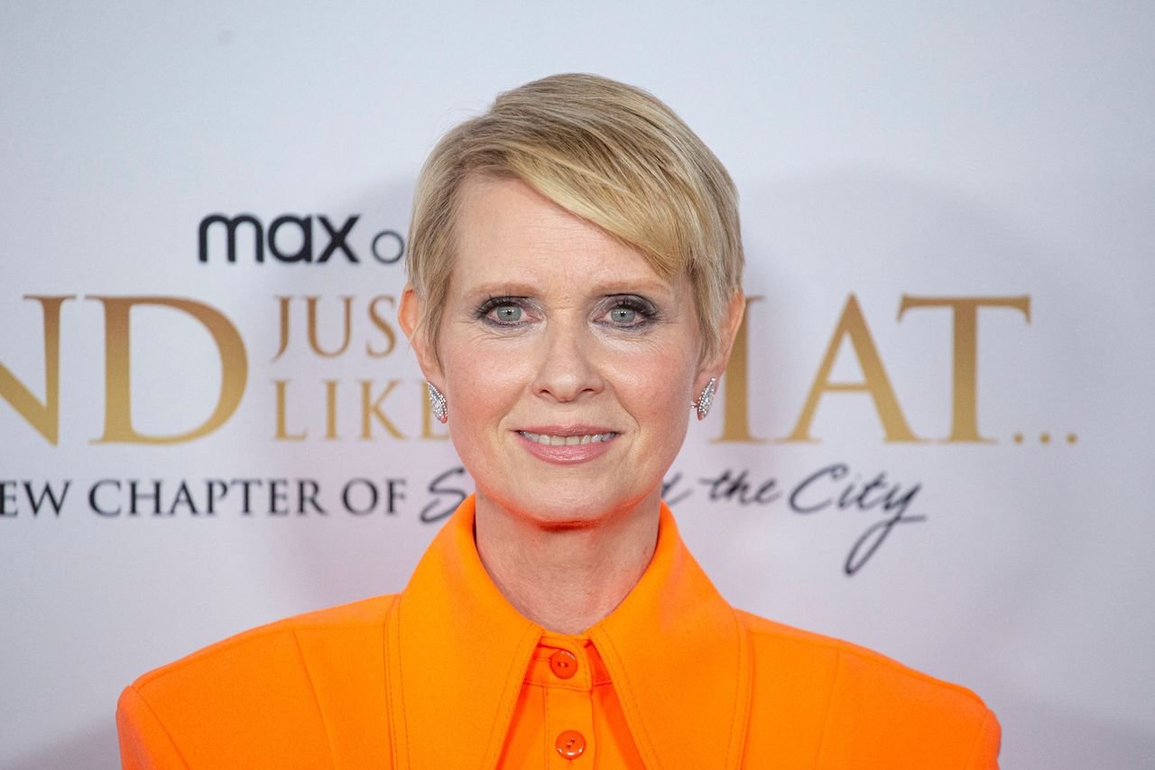 And Just Like That Cynthia Nixon Argues Mirandas Awkwardness Is In Line With Her Character 