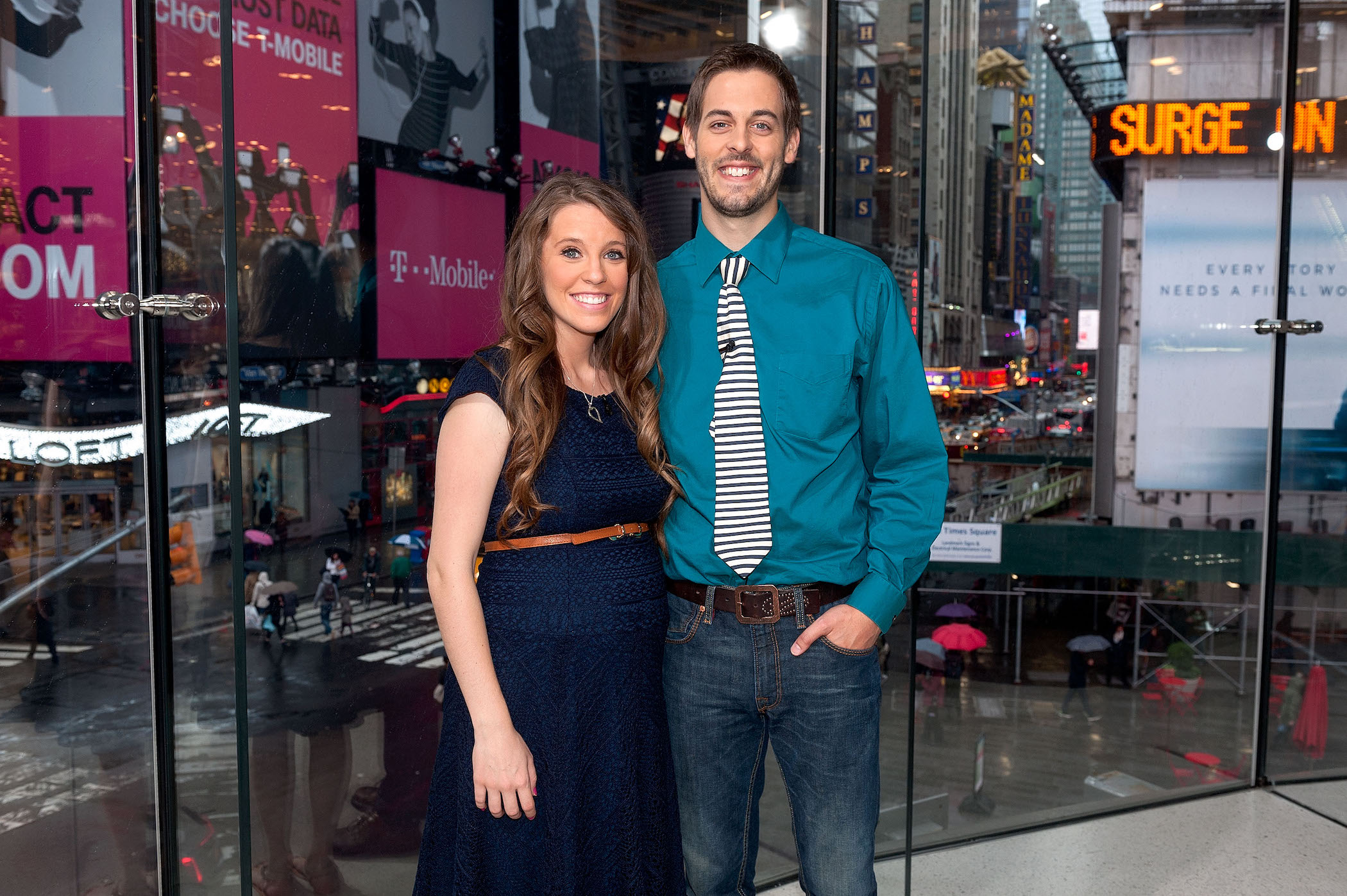 Jill Duggar S Husband Derick Dillard Accuses Jim Bob Duggar Of Manipulation And Being