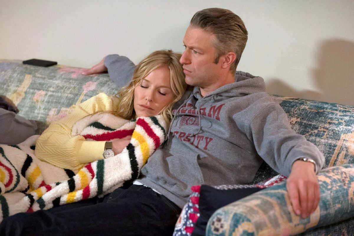 'Law & Order: SVU' Star Kelli Giddish Says Kissing Peter Scanavino Is Like Kissing Her 'Brother'