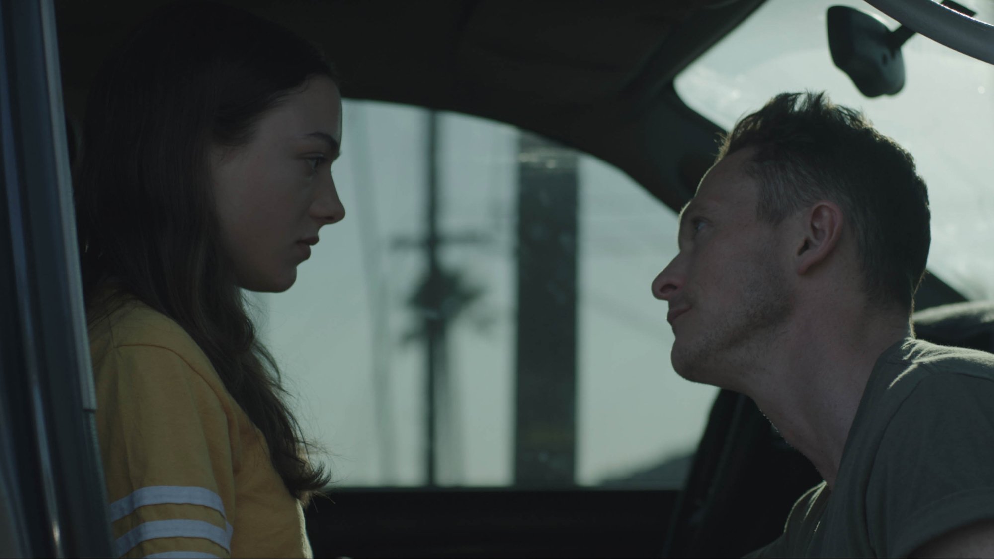 'Palm Trees and Power Lines' Movie Review [Sundance 2022] Lily
