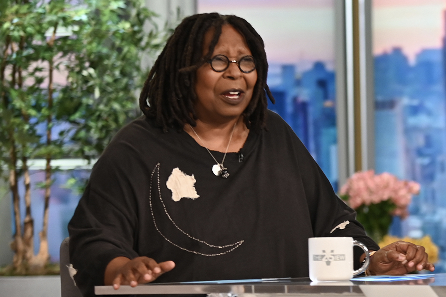 The View Whoopi Goldberg Reappears As Moderator After 2 Week Suspension