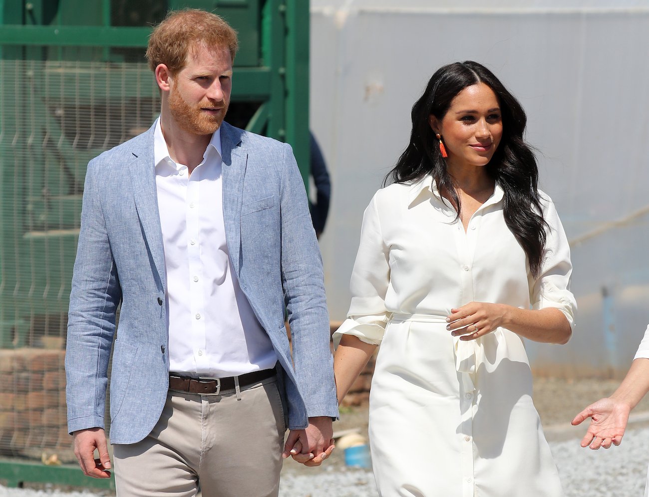 Body Language Expert Points Out Way Prince Harry And Meghan Markle Use