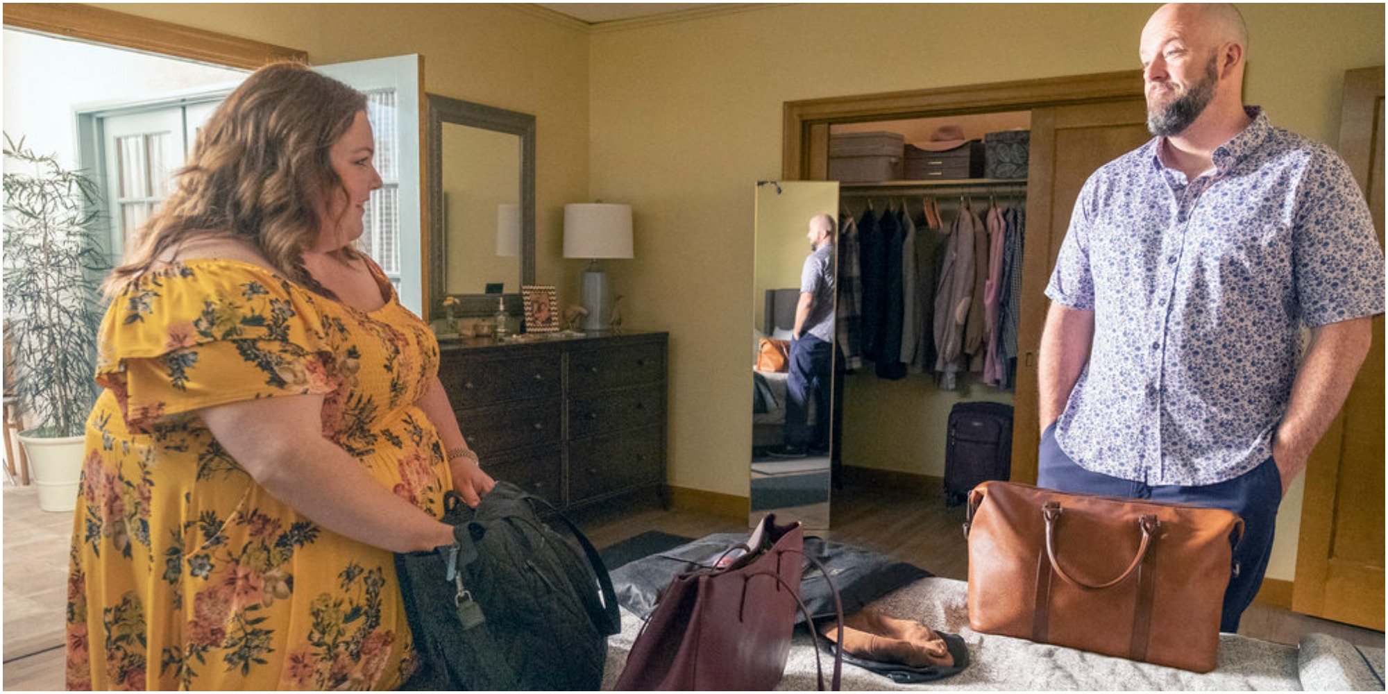 chrissy metz and chris sullivan on the set of this is us