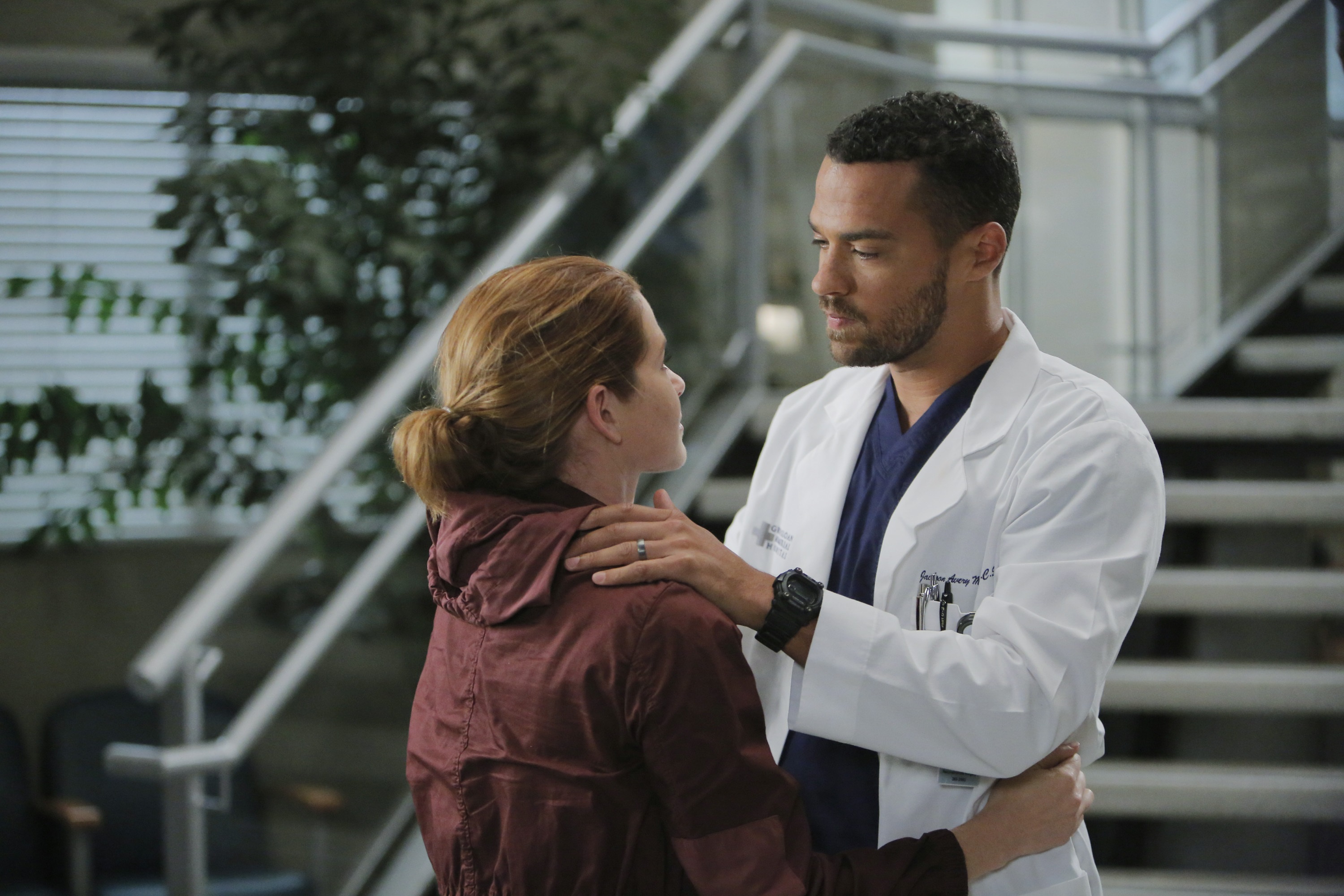 'Grey's Anatomy': Jesse Williams and Sarah Drew Return for Season 18 ...