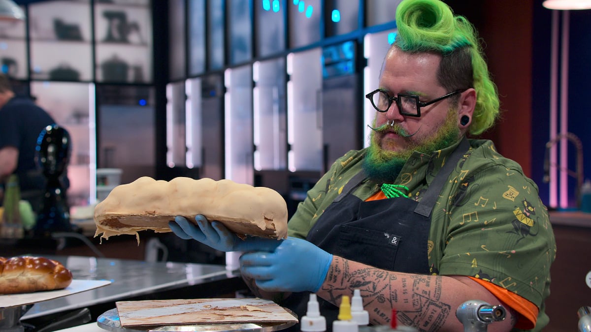 Andrew Fuller in episode 4 of Is It Cake? Fuller sculpts a challah bread cake.