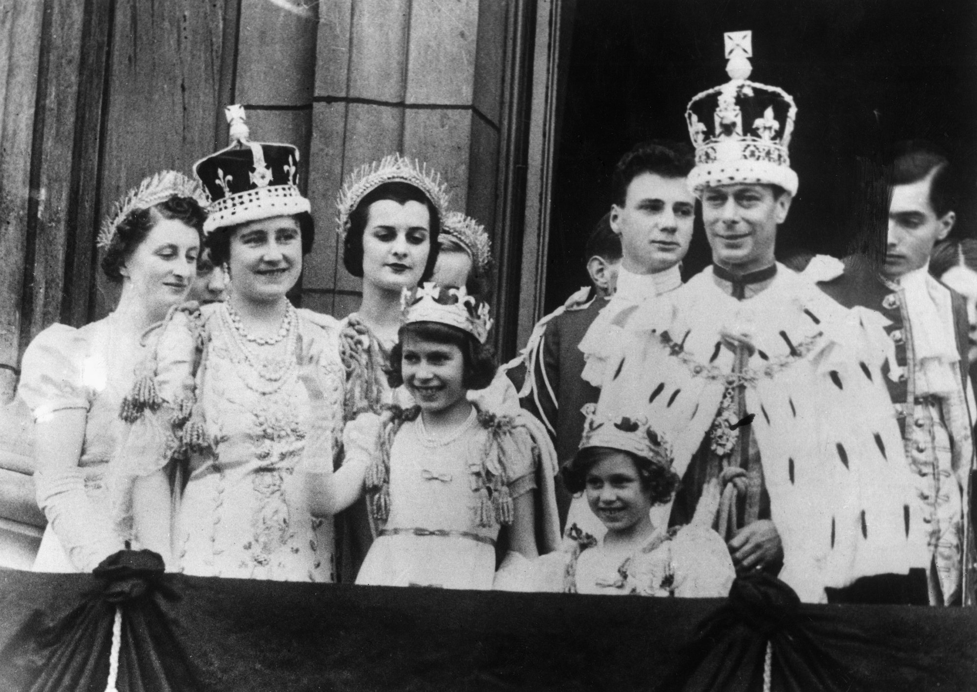 Who Was The Queen Mother Everything We Know About Queen Elizabeth Iis Mom