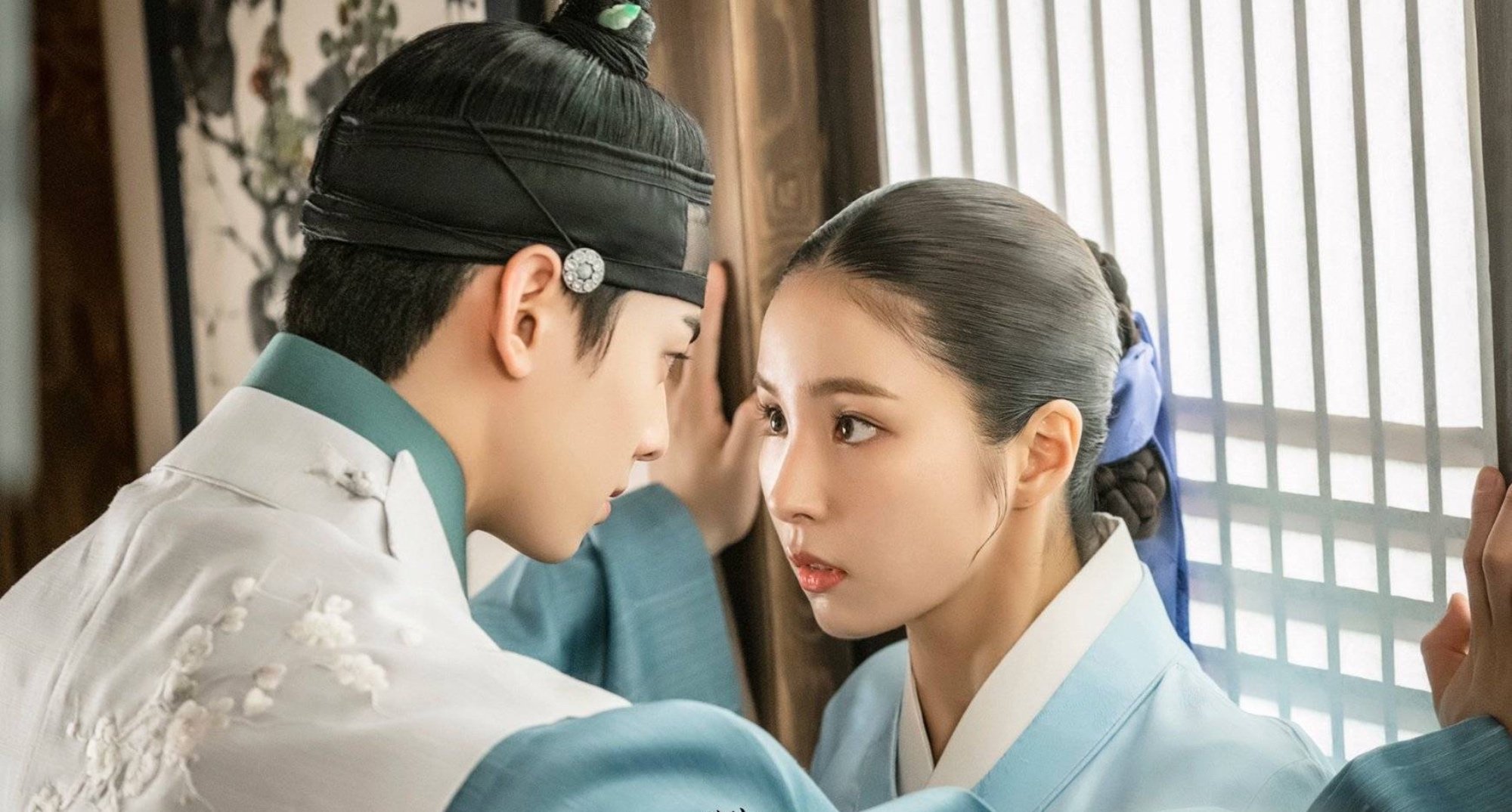 4 K-Dramas Where the Female Lead Initiates the First Kiss