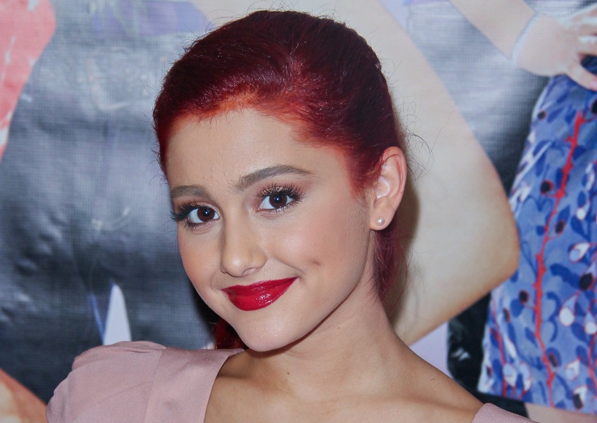 Ariana Grandes Real Life Hair Sneak Peek Without A Wig  IWMBuzz