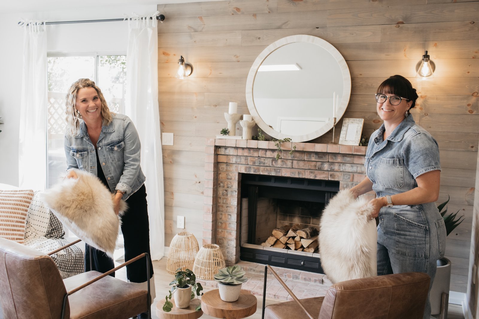 HGTV's 'Unsellable Houses' Lyndsay Lamb and Leslie Davis Tease New VW