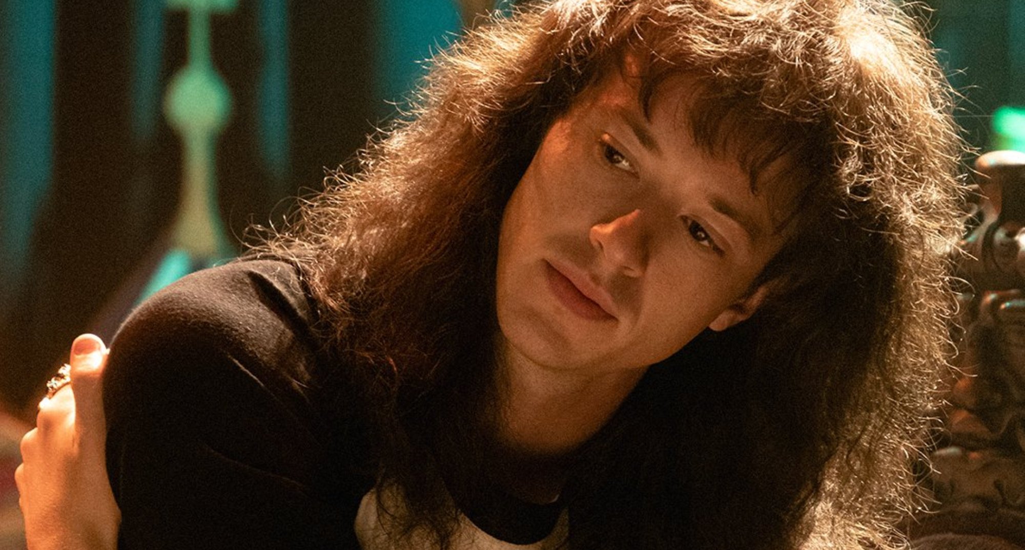 Stranger Things' Actor Who Played Eddie Munson Shreds Metallica