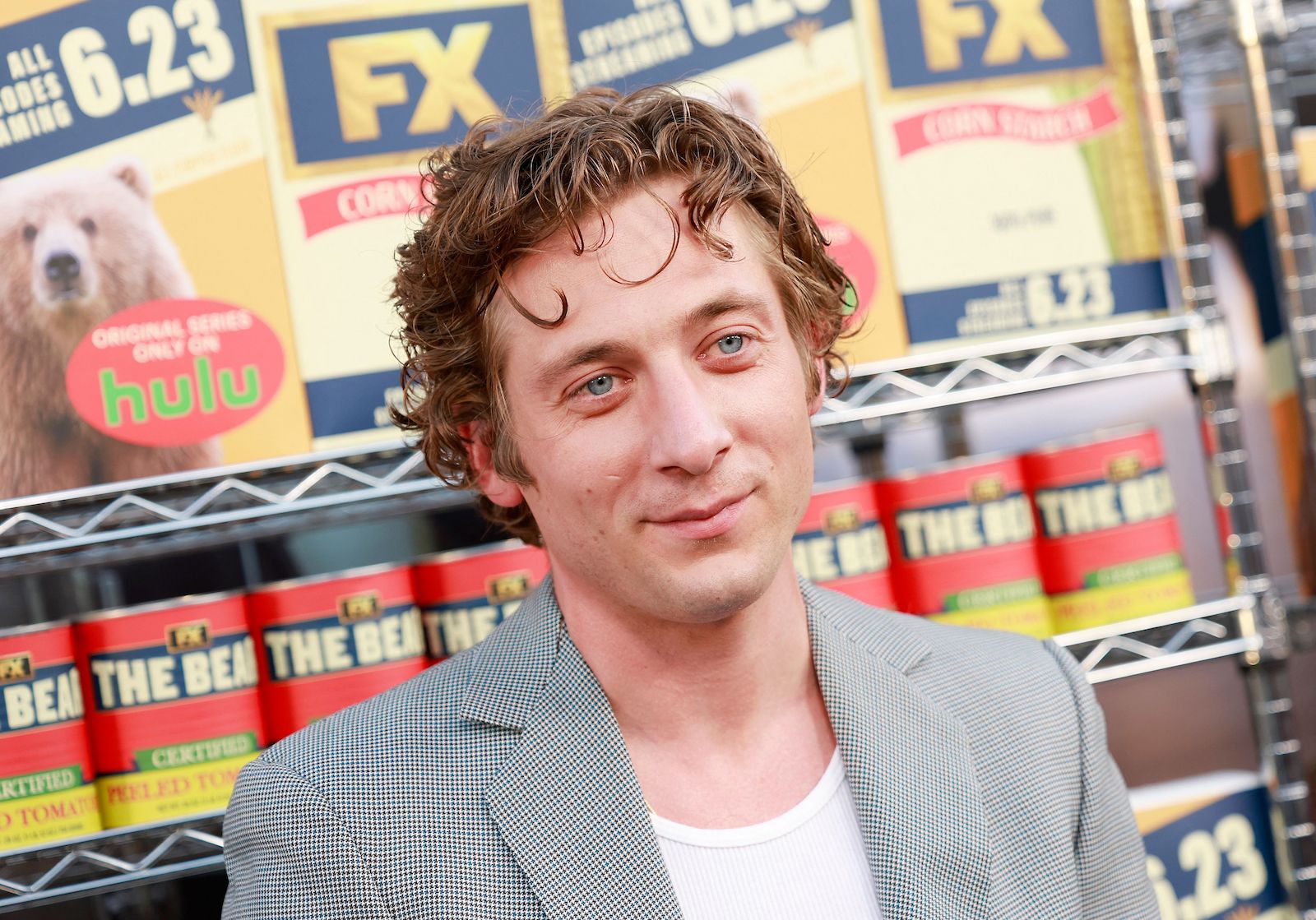 'shameless' Star Jeremy Allen White Endured Burns, Cuts On 'the Bear 