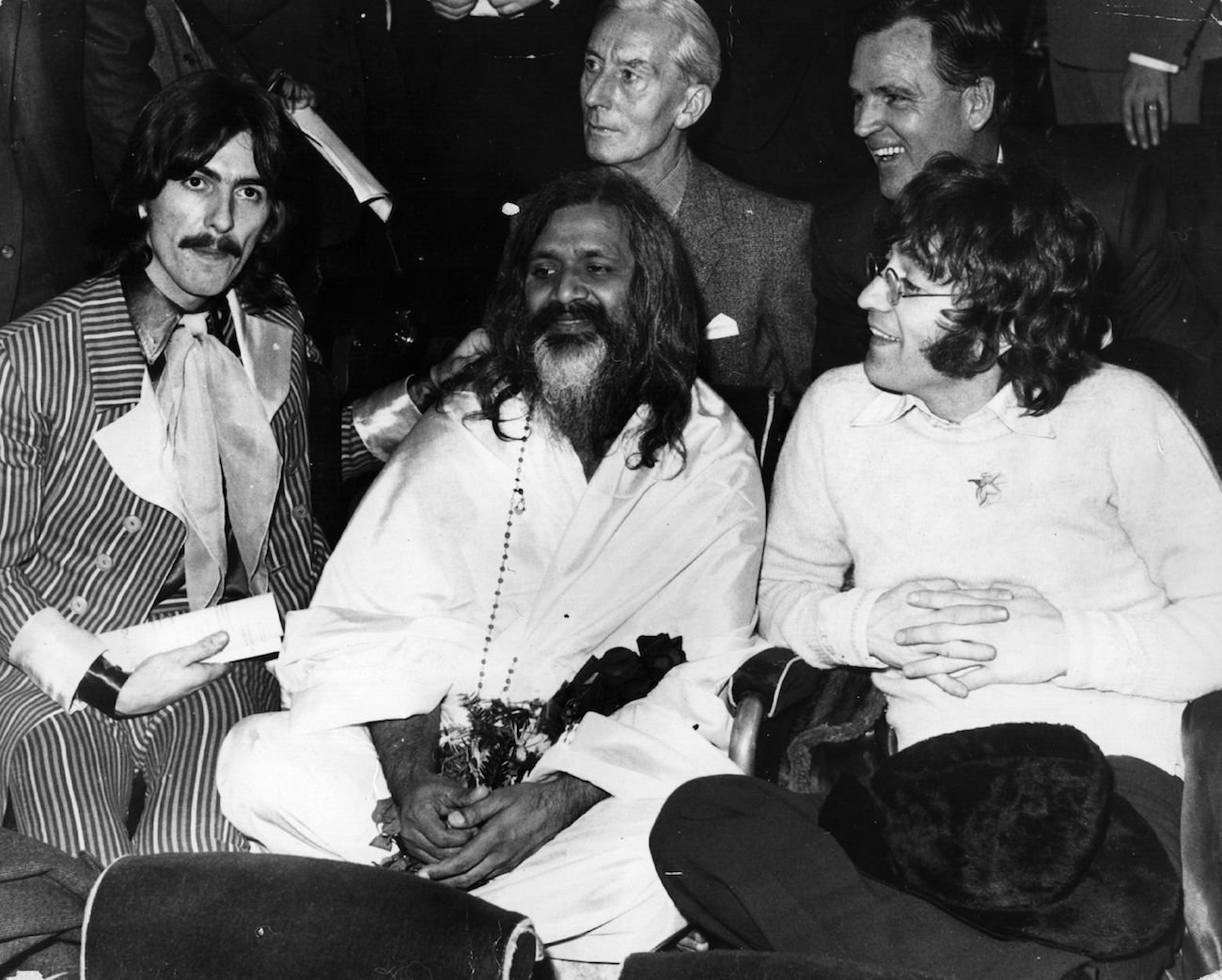 1 Guru Didn't Agree With Something Maharishi Mahesh Yogi Taught George ...