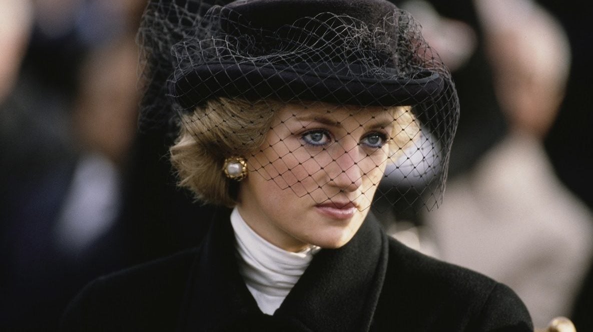 Princess Diana attends the Armistice Day wreath-laying ceremony