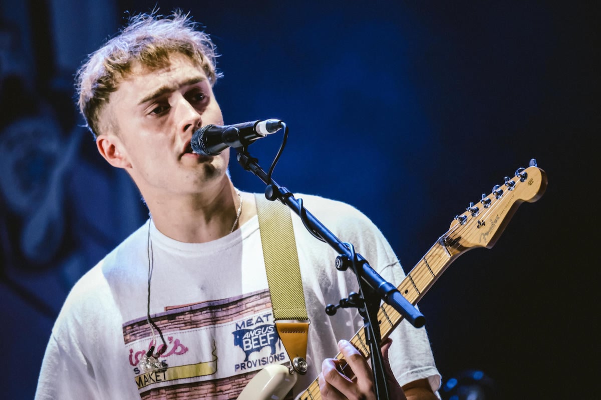 Sam Fender's Gibson Les Paul Has a Sentimental Story Behind It