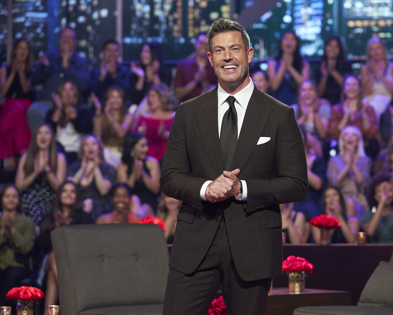 'The Bachelorette' free cruise vouchers were announced by host Jesse Palmer, seen here on the 'Men Tell All' stage.