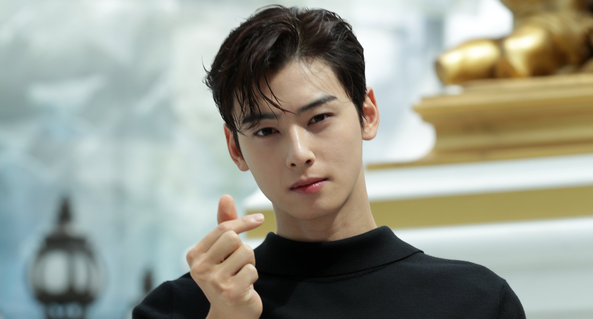 ASTRO's Cha Eun Woo confirmed to star in new fantasy romance drama