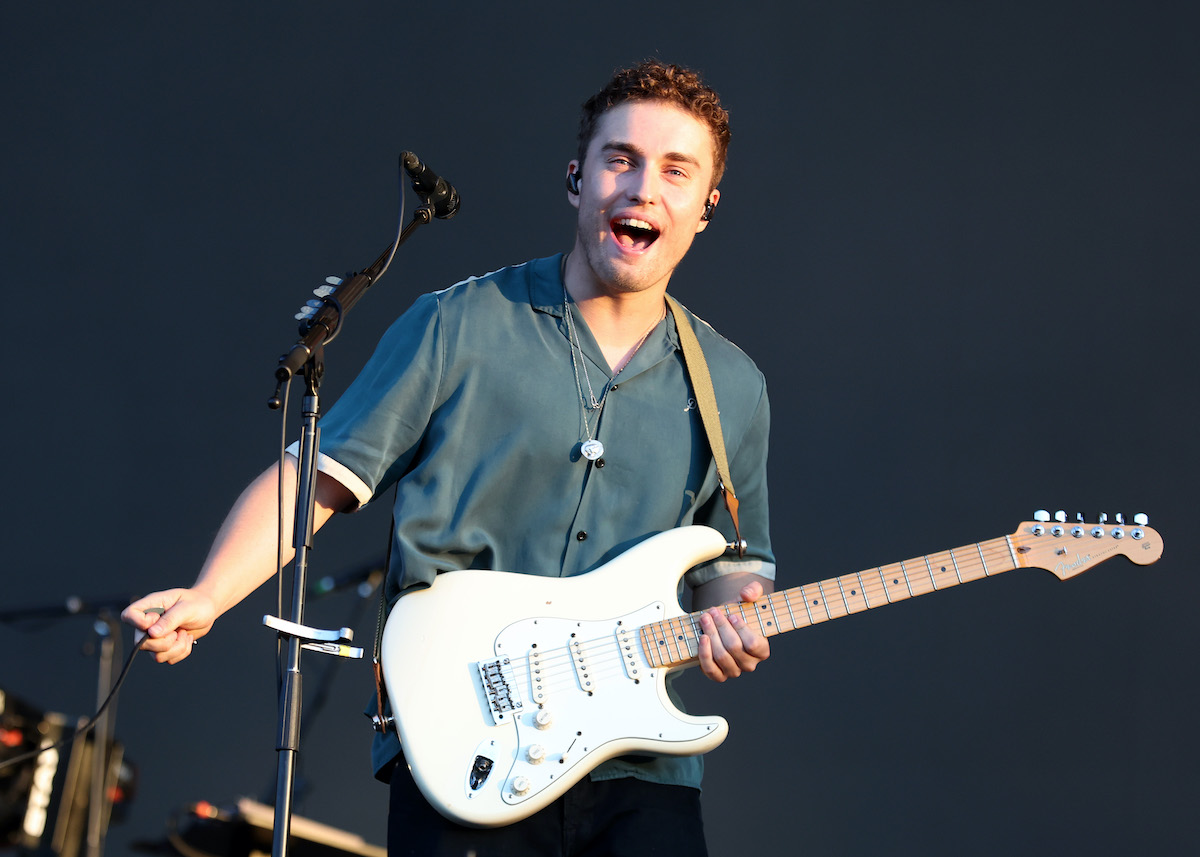 Sam Fender performs on stage