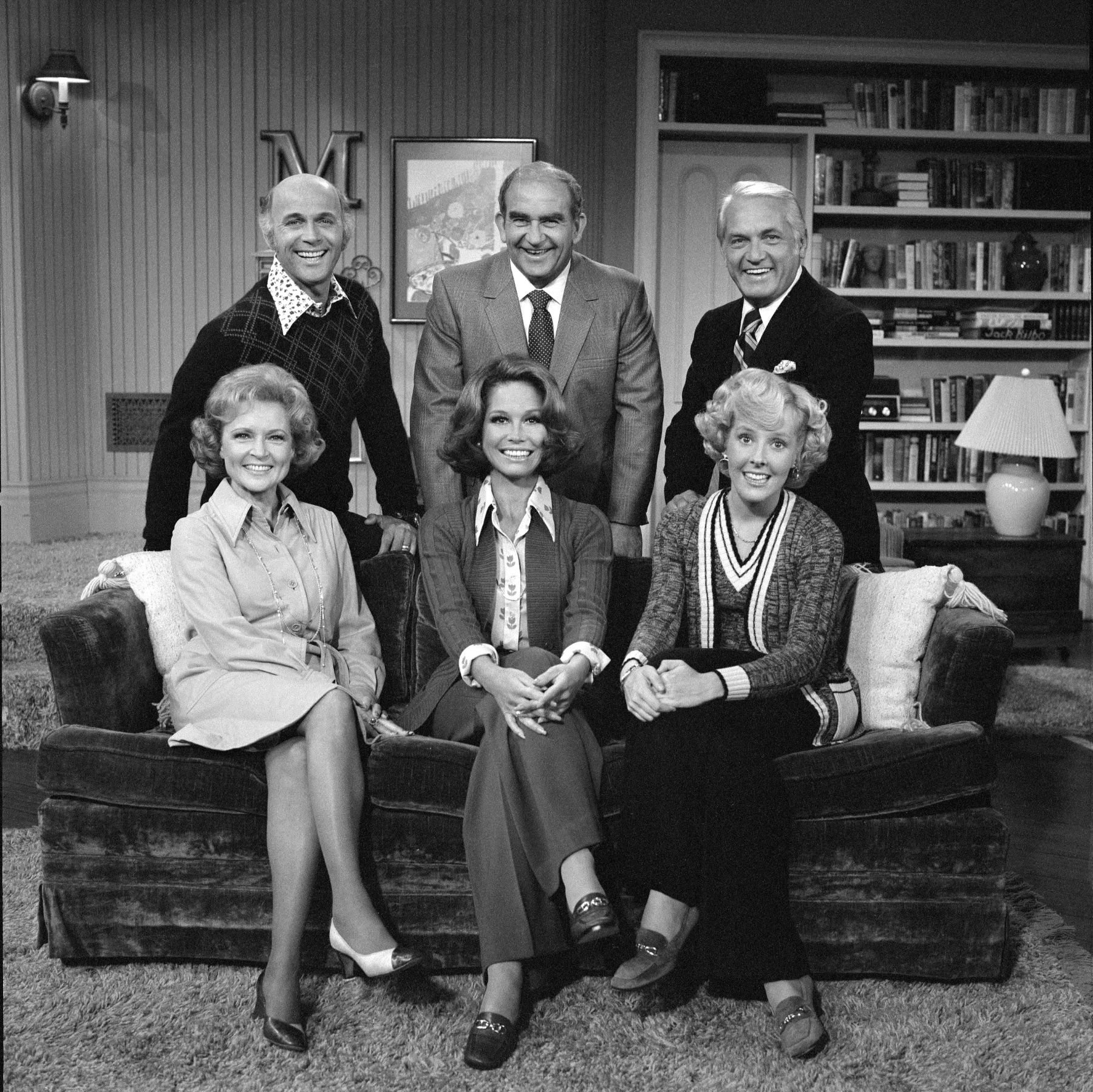 The Mary Tyler Moore Show Which Actors Are Still Alive