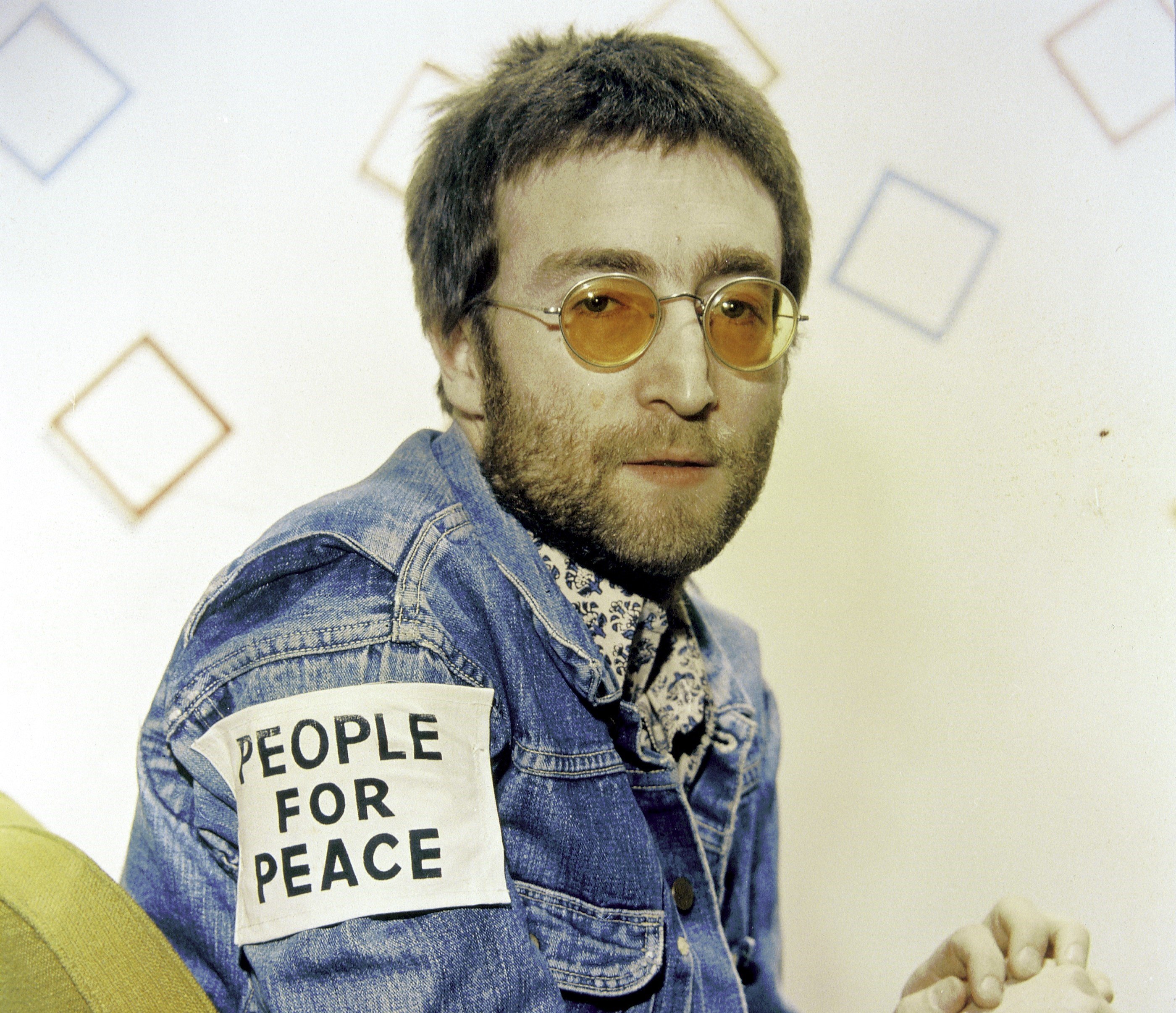 1-song-from-the-beatles-white-album-was-about-john-lennon-s-lack-of