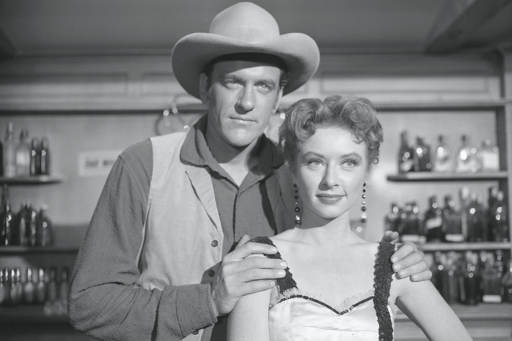 ‘gunsmoke James Arness Explained Why Matt Dillon And Miss Kitty Never Got Married 