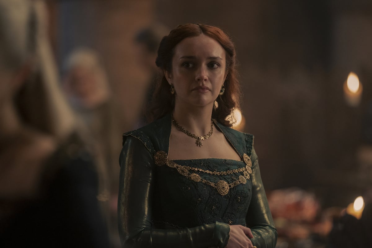 'House of the Dragon': Alicent (Olivia Cooke) folds her arms