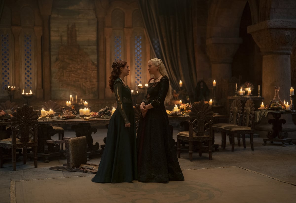 'House of the Dragon': Alicent and Rhaenyra stand in the dining room