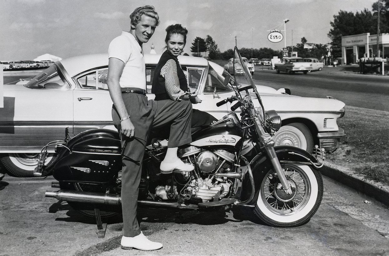 A black and white photo of Jerry Lee Lewis with his third wife, Myra Gale Brown