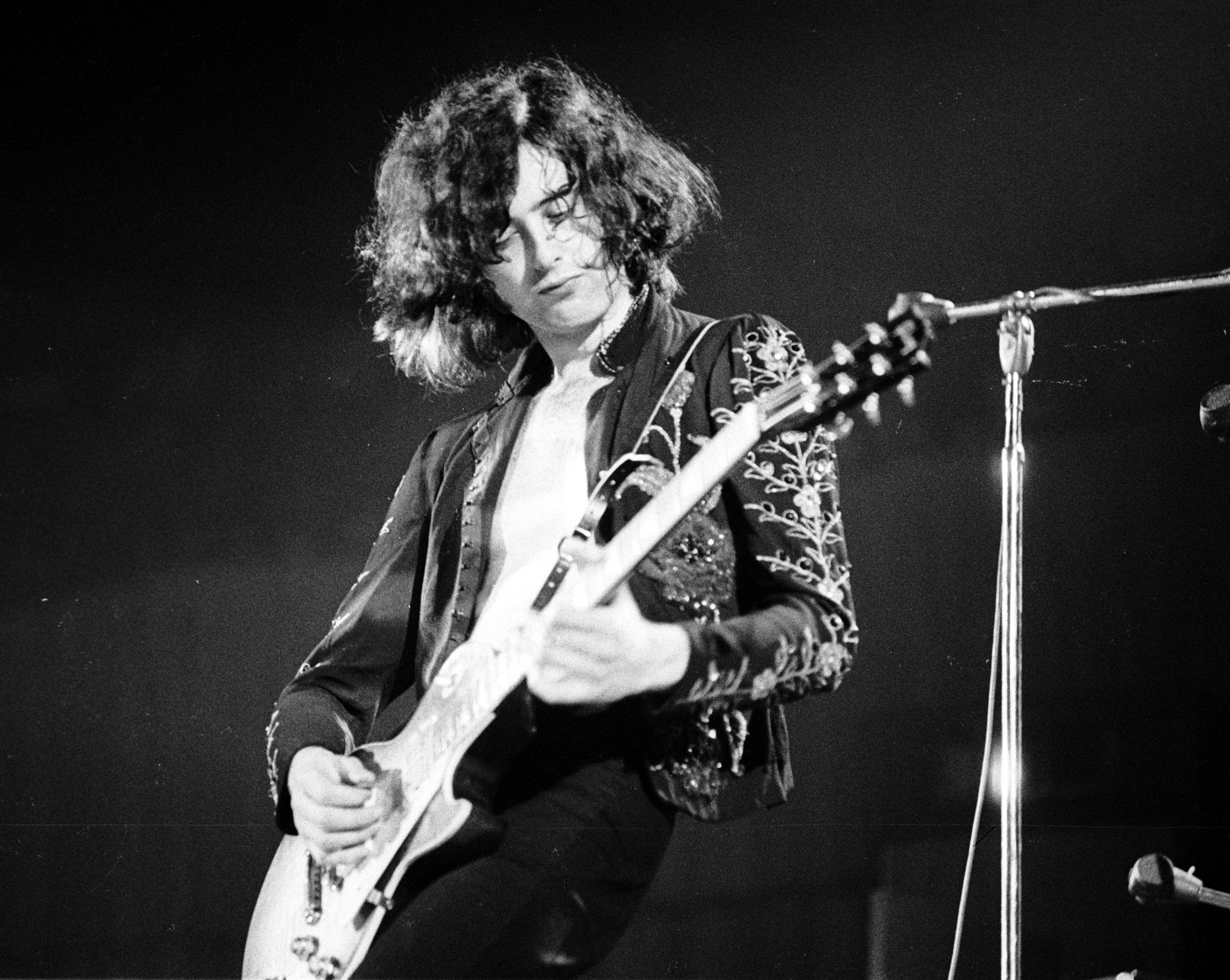 What Jimmy Page Discovered on a Missing 'Early' Demo Tape of 'The Rain ...