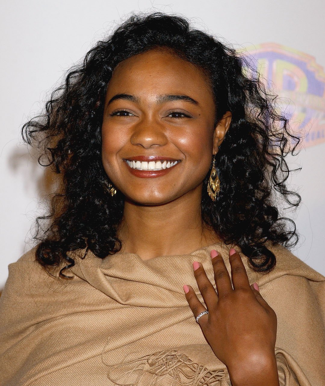 Tatyana Ali smiles on red carpet; Ali competed on 'RuPaul's Drag Race'