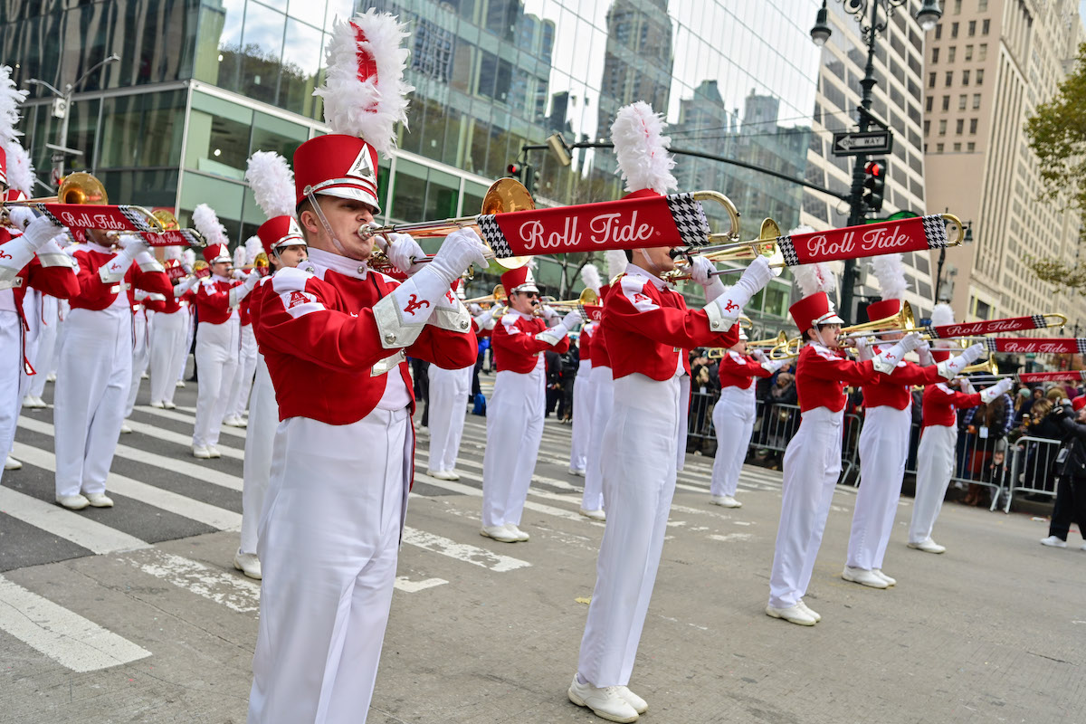 Macy's Thanksgiving Day Parade 2022 Time, How to Watch, and More