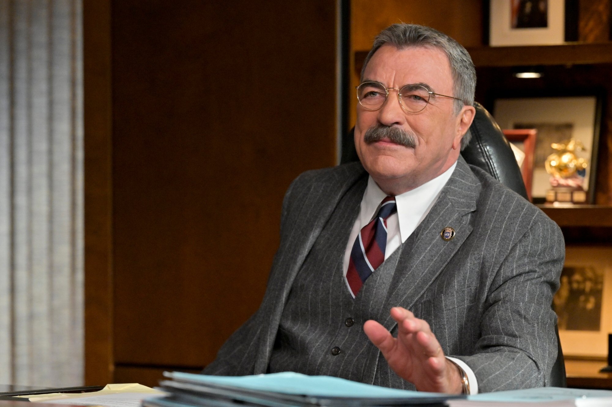 'Blue Bloods': Tom Selleck Sometimes Gets a Salute From NYPD Officers ...