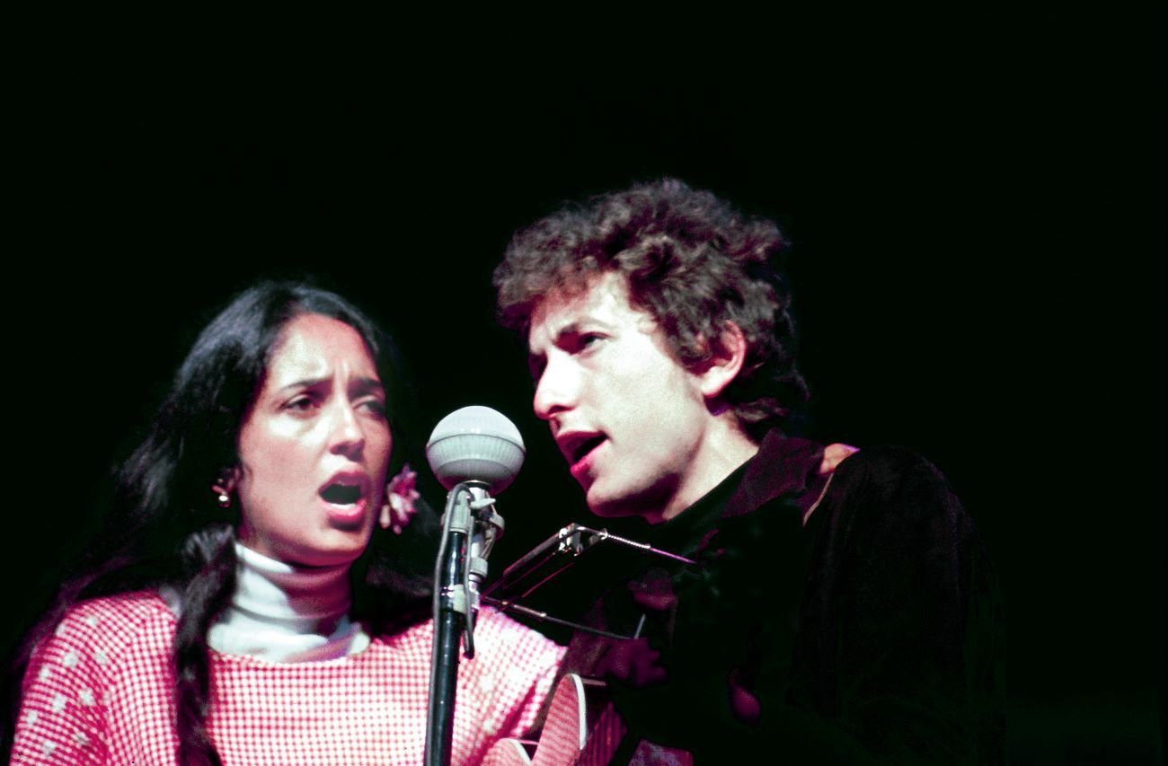 Bob Dylan Didn't Marry Joan Baez Because He Knew He Couldn't Compete ...