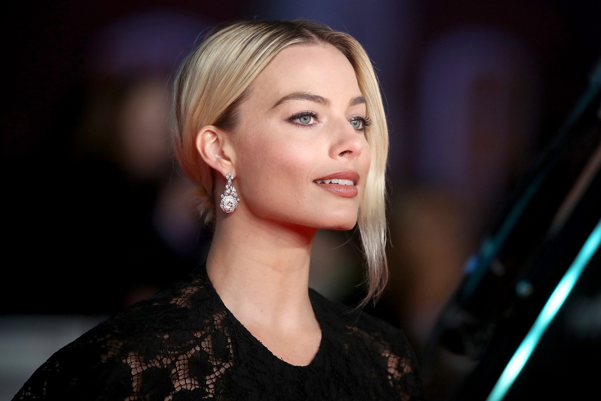Margot Robbie Says Her Pirates Of The Caribbean Movie Is Dead In The