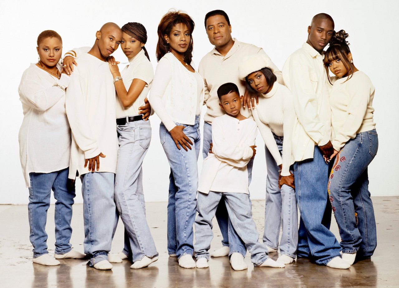 Brandy with cast of 'Moesha' in a promotional photo