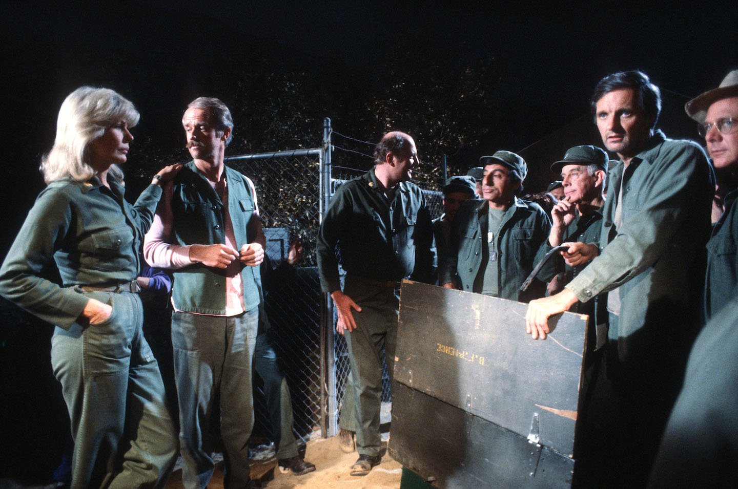 The cast on the last episode of 'M*A*S*H'