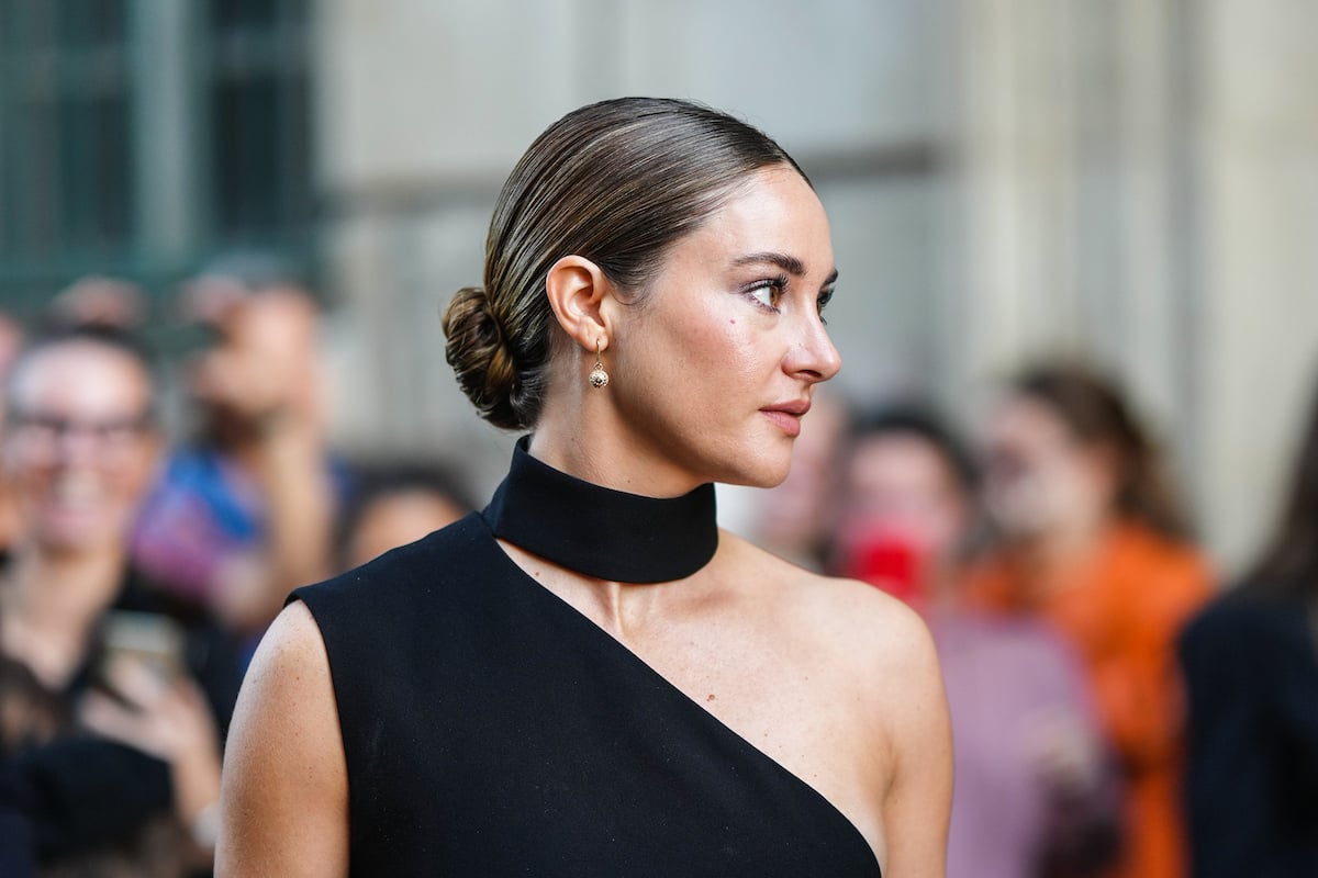 Shailene Woodley Thought A Turtleneck Dress Was Sexier Than Boobs Spilling Out