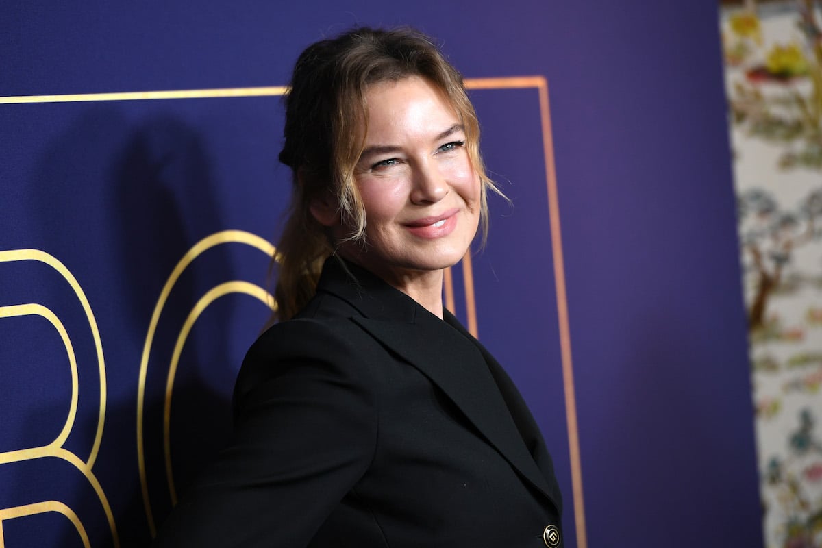 Renée Zellweger Is Unrecognizable In New Photo With Boyfriend Ant Anstead 6023