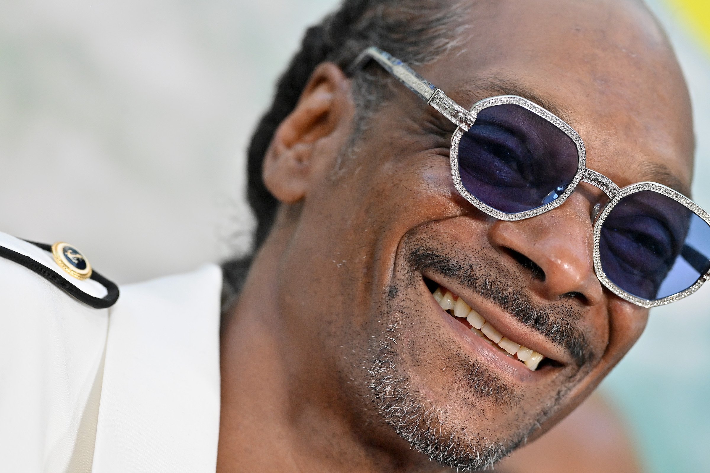 Snoop Dogg Recalls Being “Checked” By Dionne Warwick About His Lyrics
