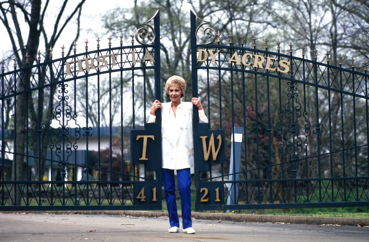 Tammy Wynette pictured outside her Nashville, Tennessee, home in 1982.