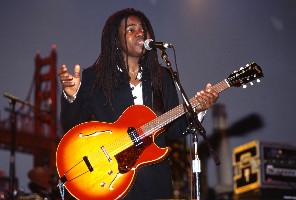 Tracy Chapman Was Discovered by a Classmate at a Protest Rally