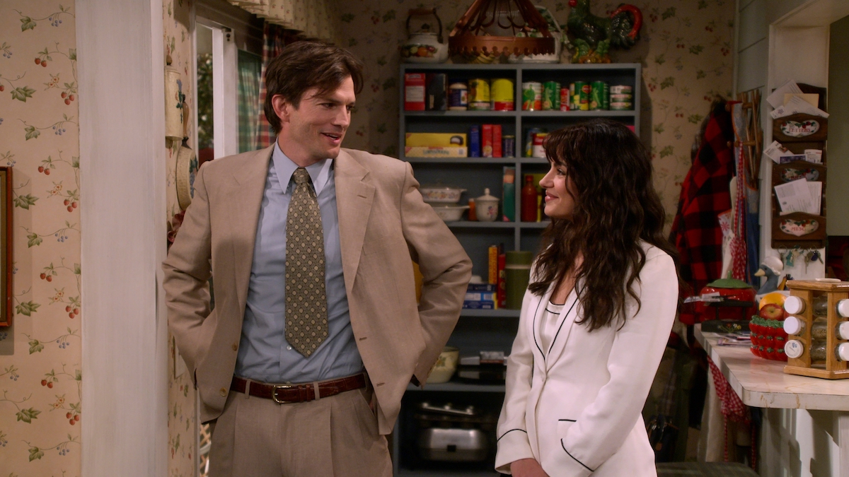 Kelso (Ashton Kutcher) and Jackie (Mila Kunis) return in 'That '90s Show'