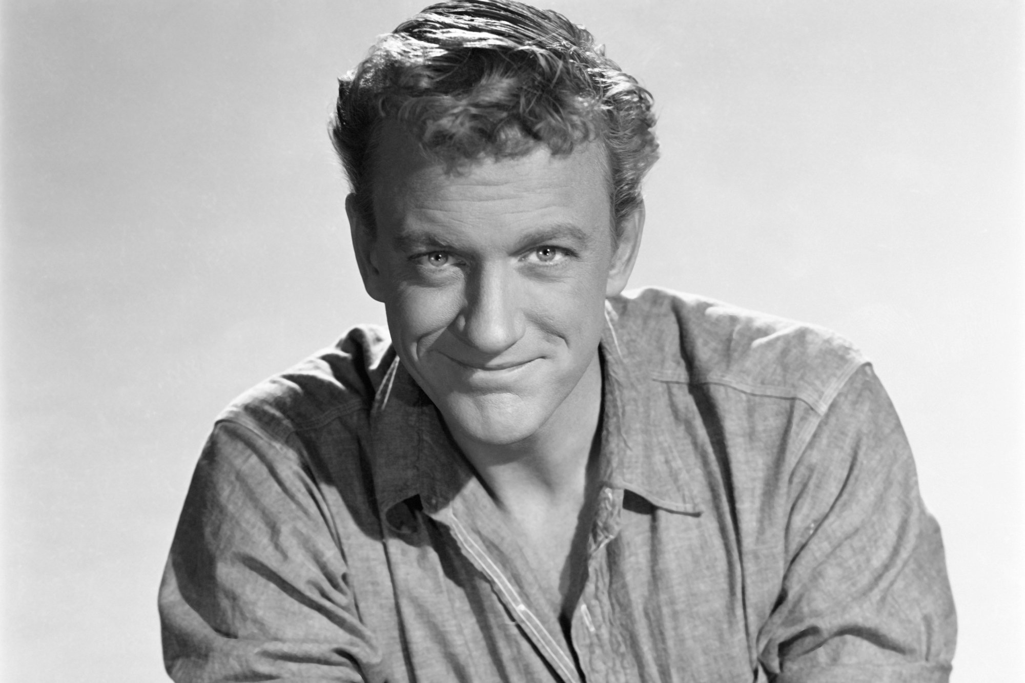 ‘Gunsmoke’ Actor James Arness Didn’t Like HBO’s ‘Deadwood’