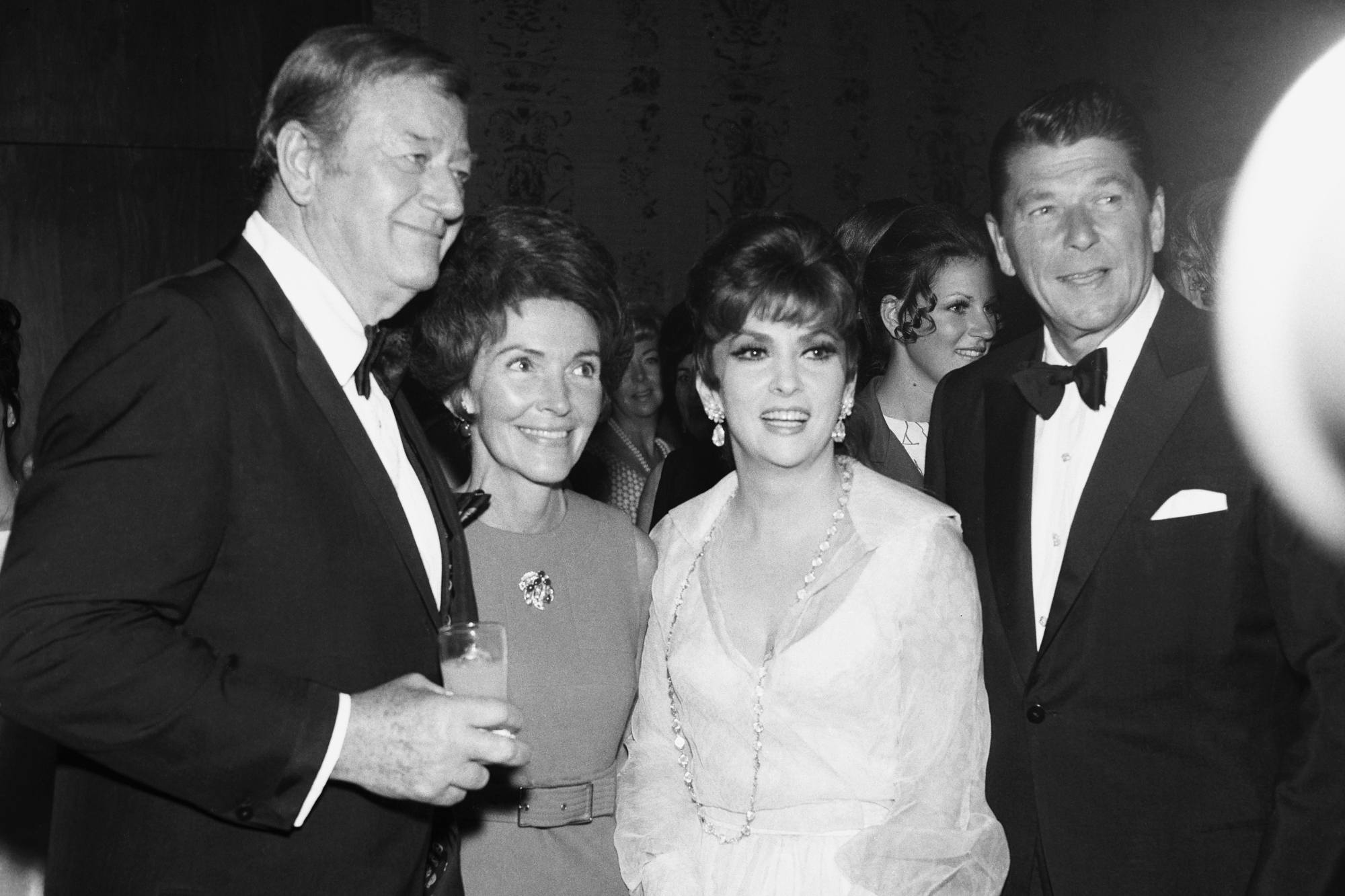 John Wayne Made Heart Warming Phone Calls To Ronald And Nancy Reagan Every Morning After Bad Press 7603