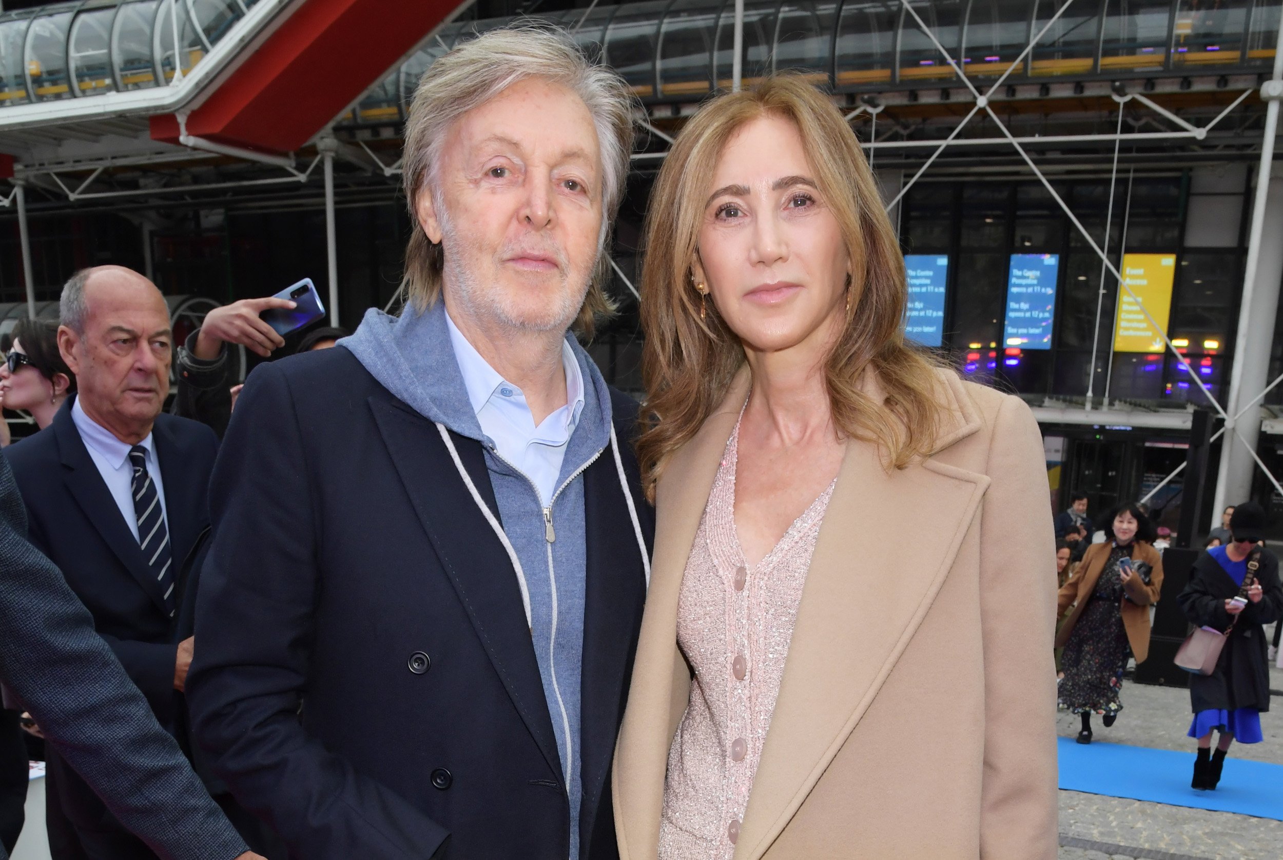 Paul McCartney asks: Will you be “My Valentine? – SheKnows