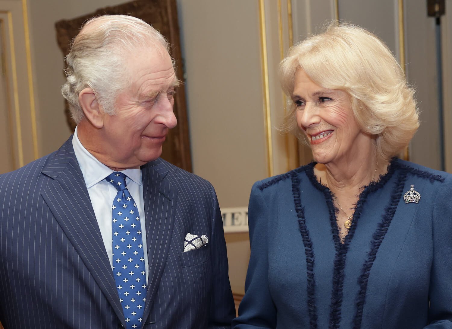 Camilla Parker Bowles Body Language Signals Define Her As King Charles Support Rather Than 4460