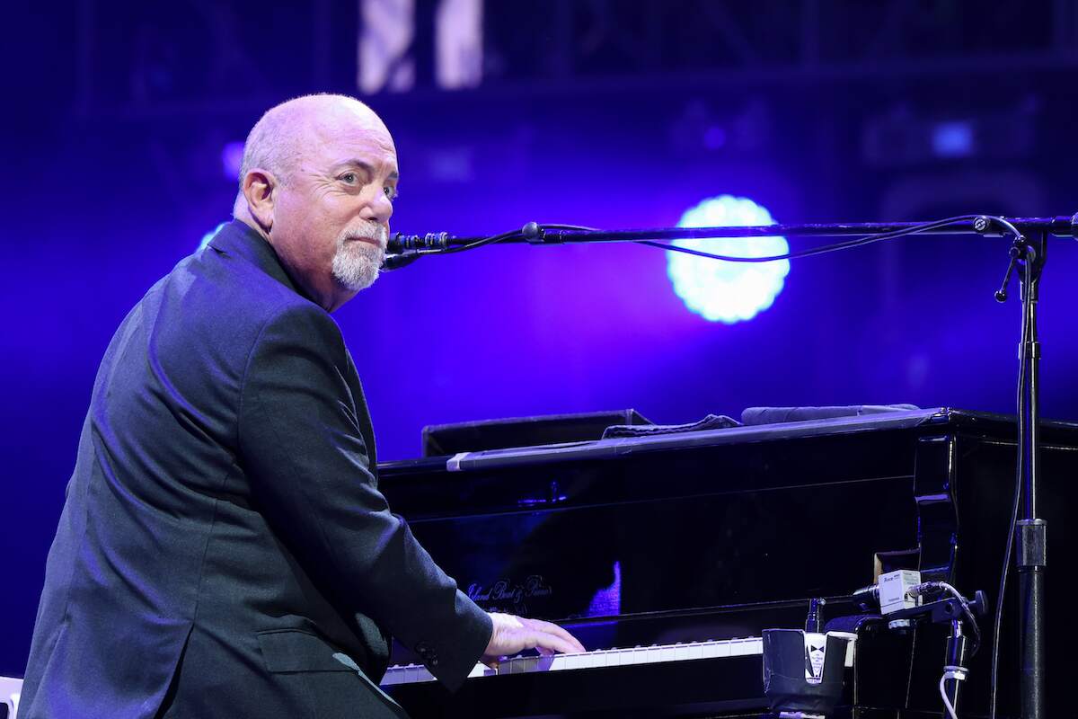 Billy Joel Loses Over 20,000 Every Concert Because He Refuses to Sell