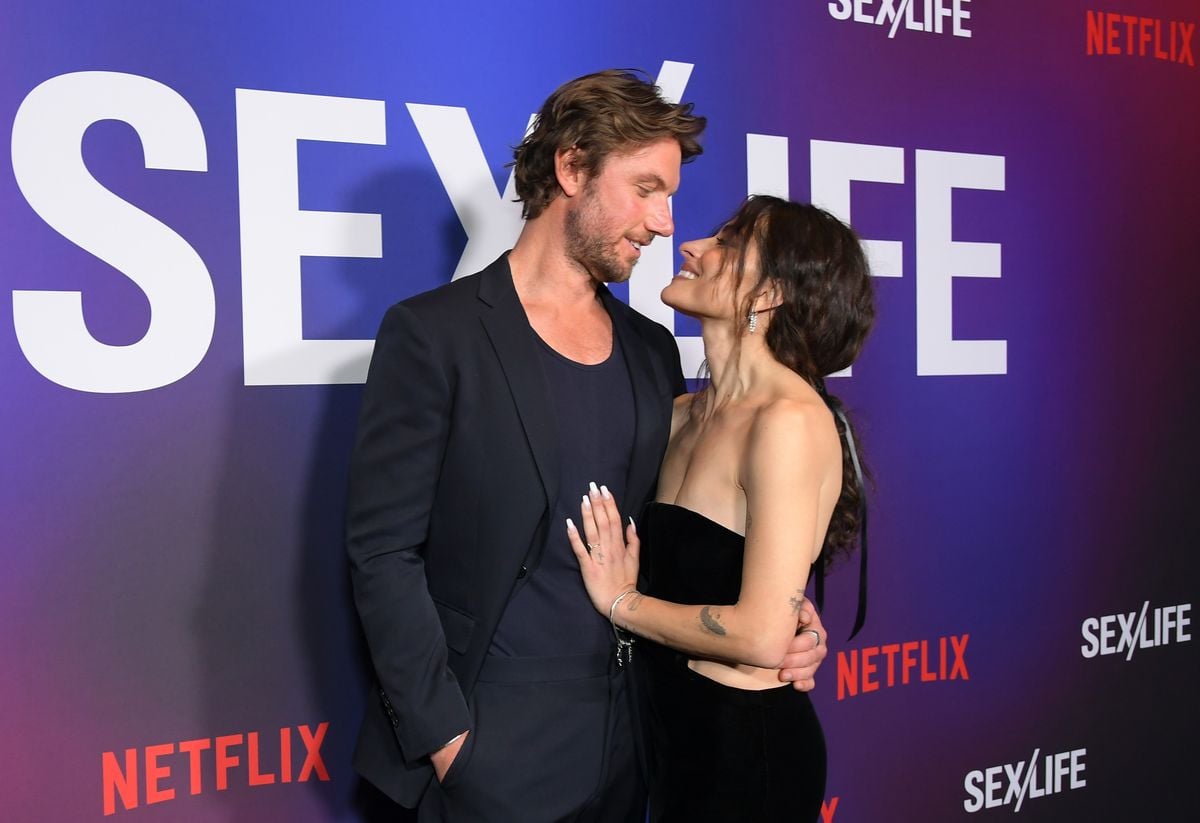 Adam Demos And Sarah Shahi Reveal Secrets Behind ‘sexlife Intimacy Scenes ‘theres A Lot Of 7789