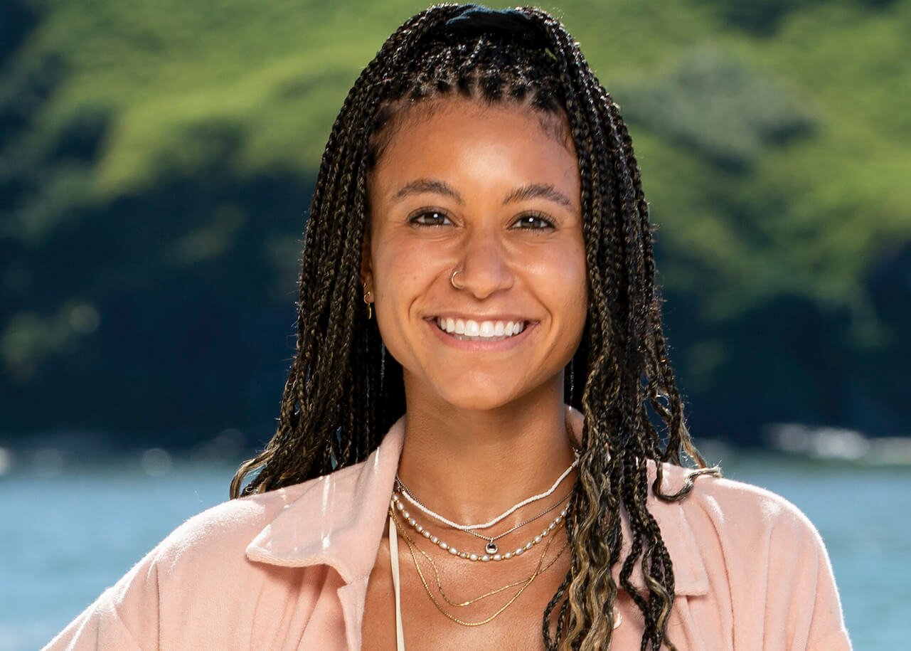 'Survivor 44': Claire Rafson on Her Flirty Pic With Ozzy Lusth, 'I'm ...