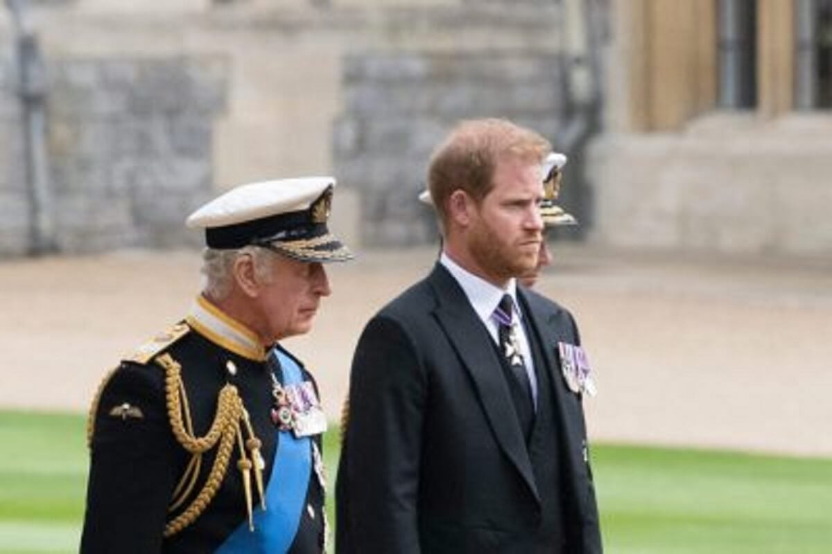 King Charles Is Still Looking After Prince Harry and Even Had a Chef ...