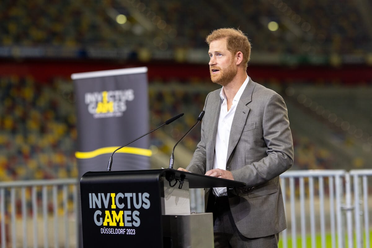 Prince Harry, who spoke German in an Invictus Games video seen in Berlin, makes an Invictus Games speech